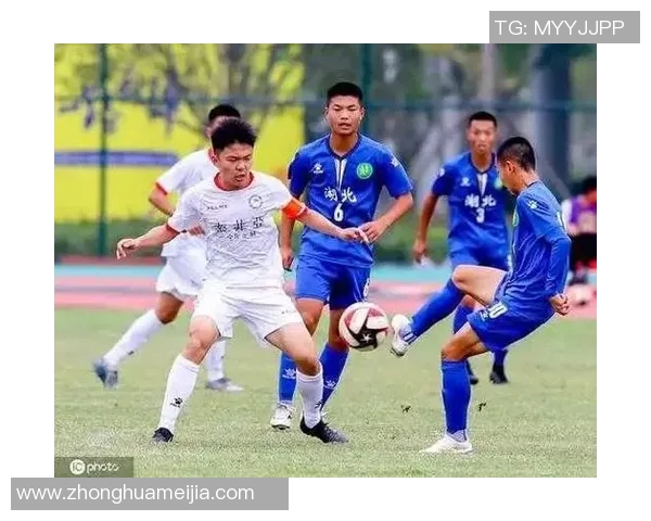 足球明星在学业与职业之间的选择与平衡探讨