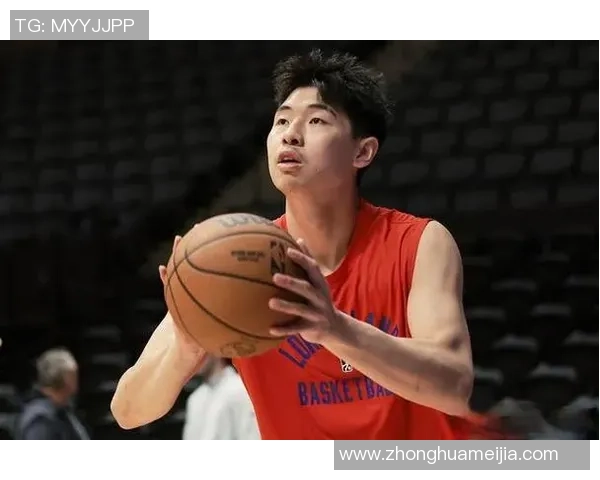 李秀英的篮球之路:从热爱到职业生涯的心路历程分享 李秀英的篮球之路:从热爱到职业生涯的心路历程分享