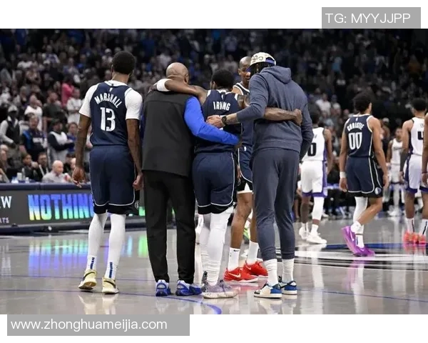 足球明星遭遇粉碎性骨折伤痛困扰未来职业生涯面临重大挑战 足球明星遭遇粉碎性骨折伤痛困扰未来职业生涯面临重大挑战